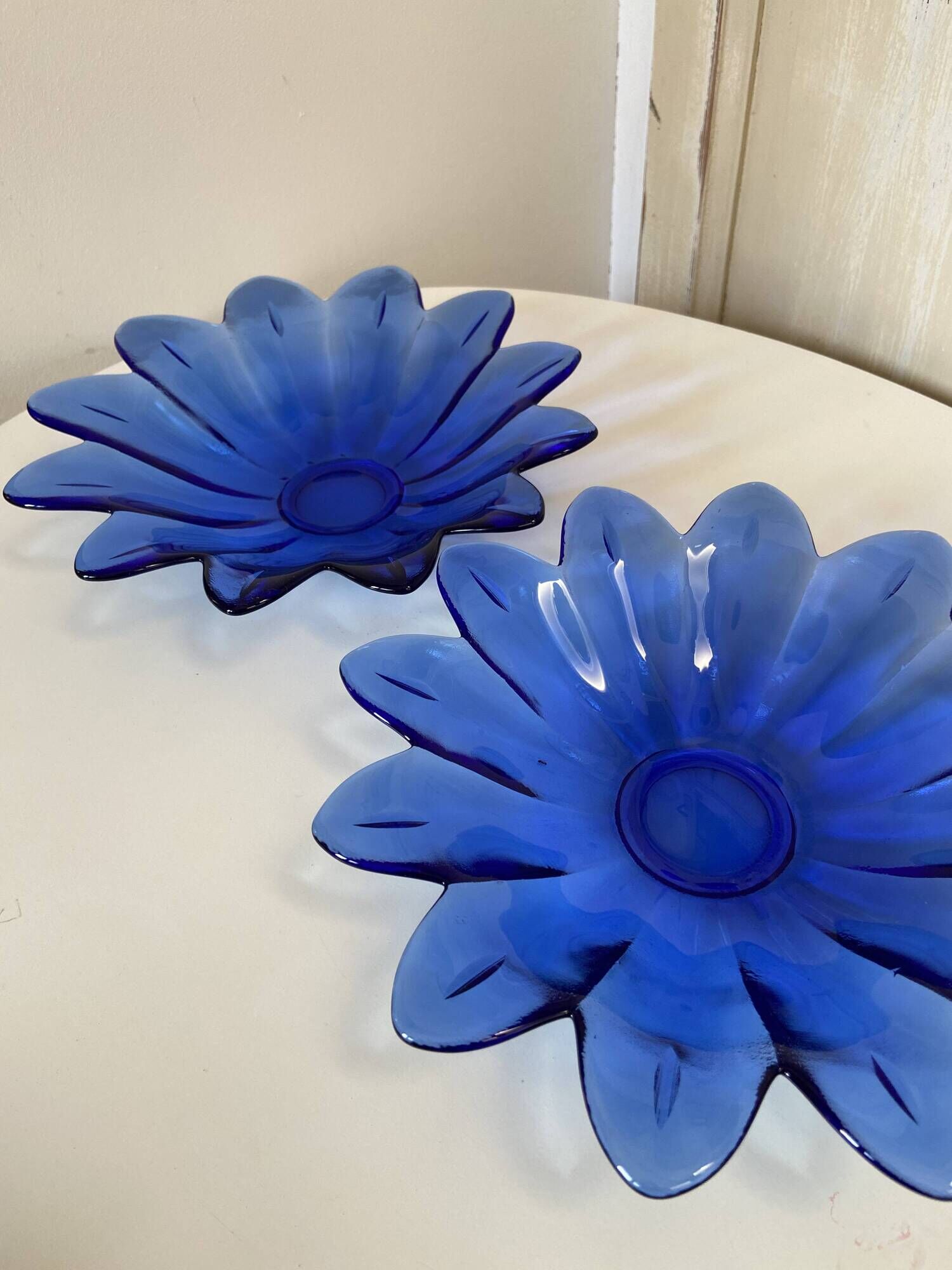 Set of 2 small plates fruit cup in the shape of a daisy/blue flower - pocket tray / ashtray
