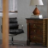 French Empire Commode / Commode, walnut and bronze mounts, 19th century