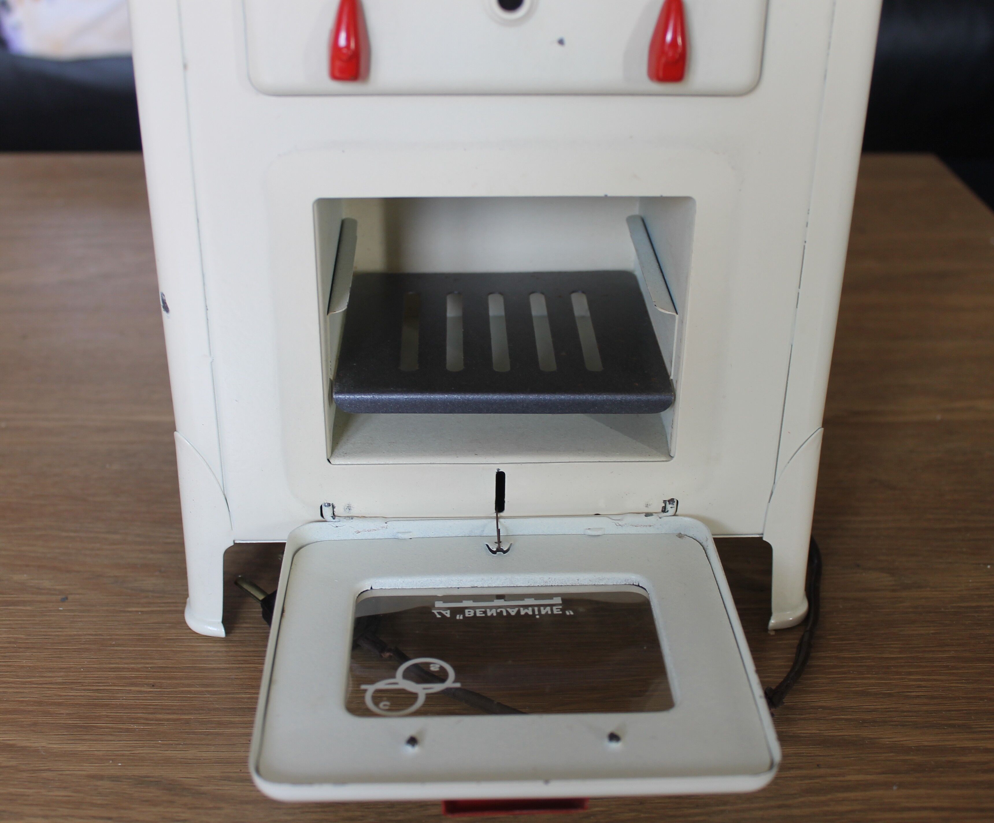 Cuisinière électrique TMF la Benjamine jouet ancien