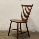 Pastoe spindle back chair