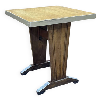Bistro table from the 50s, oak base and formica top