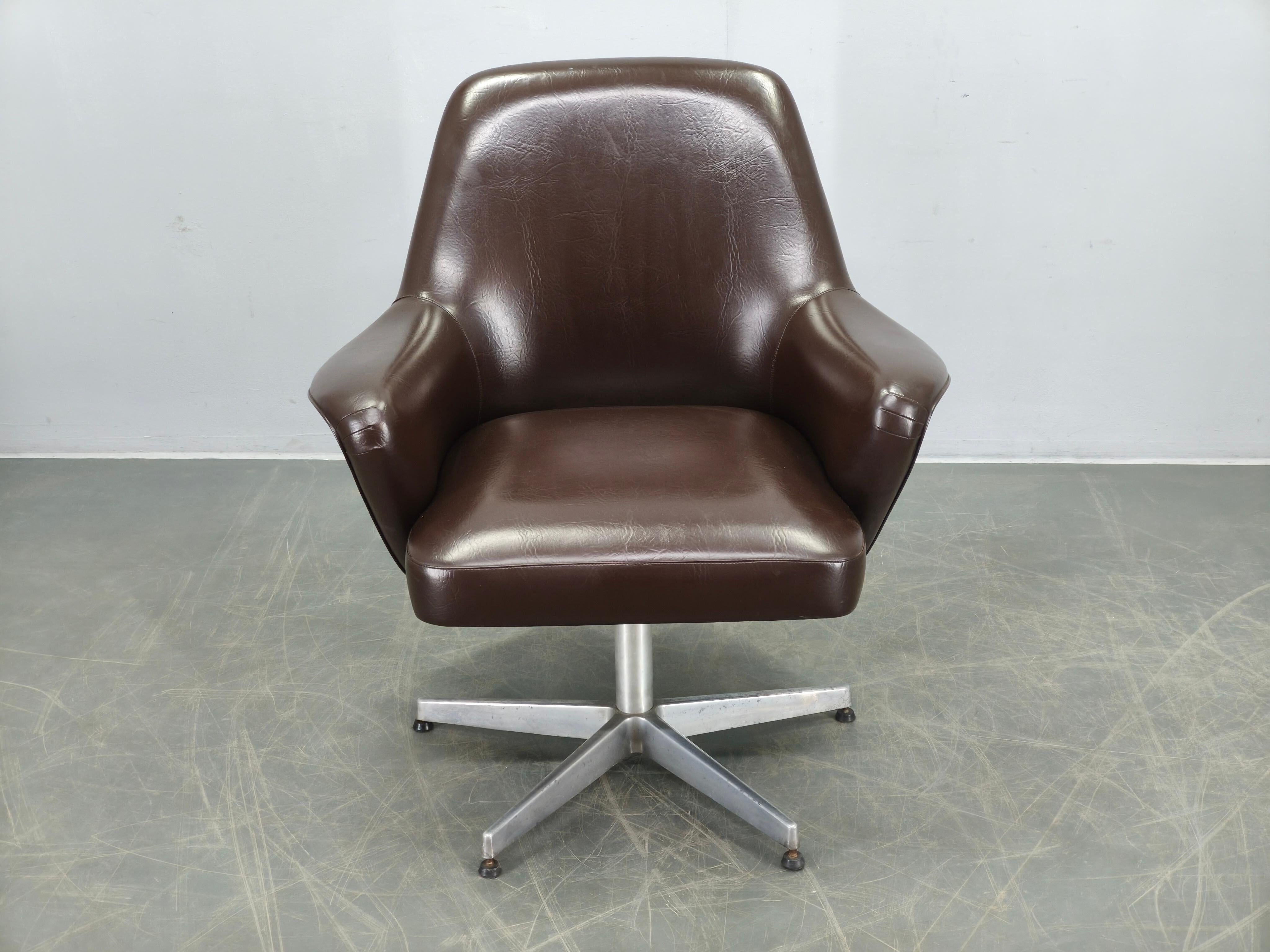 Fauteuil pivotant Mobiltecnica Torino, années 1960