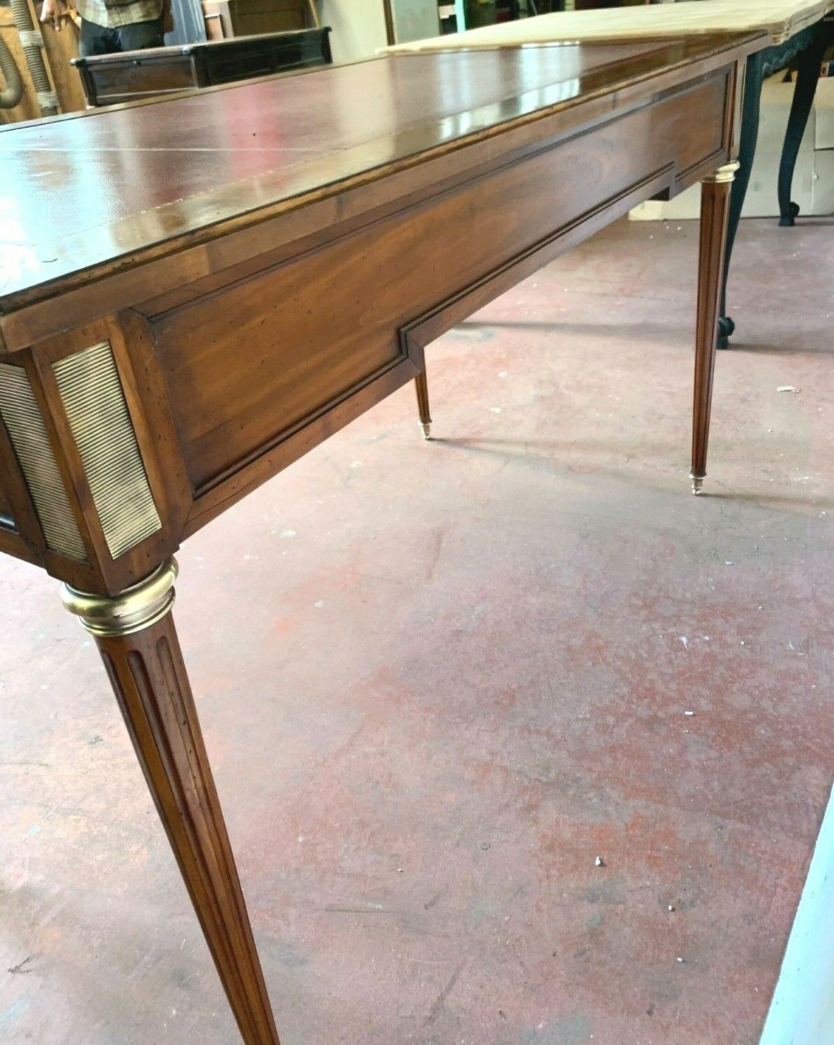 Louis XVI-style flat desk Merisier Red leather top 20th century