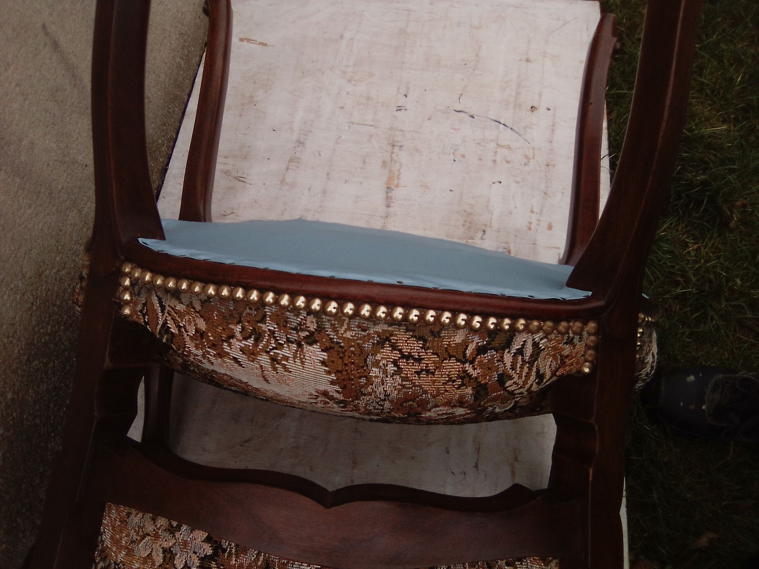 Convertible armchair with seat and back in tapestry