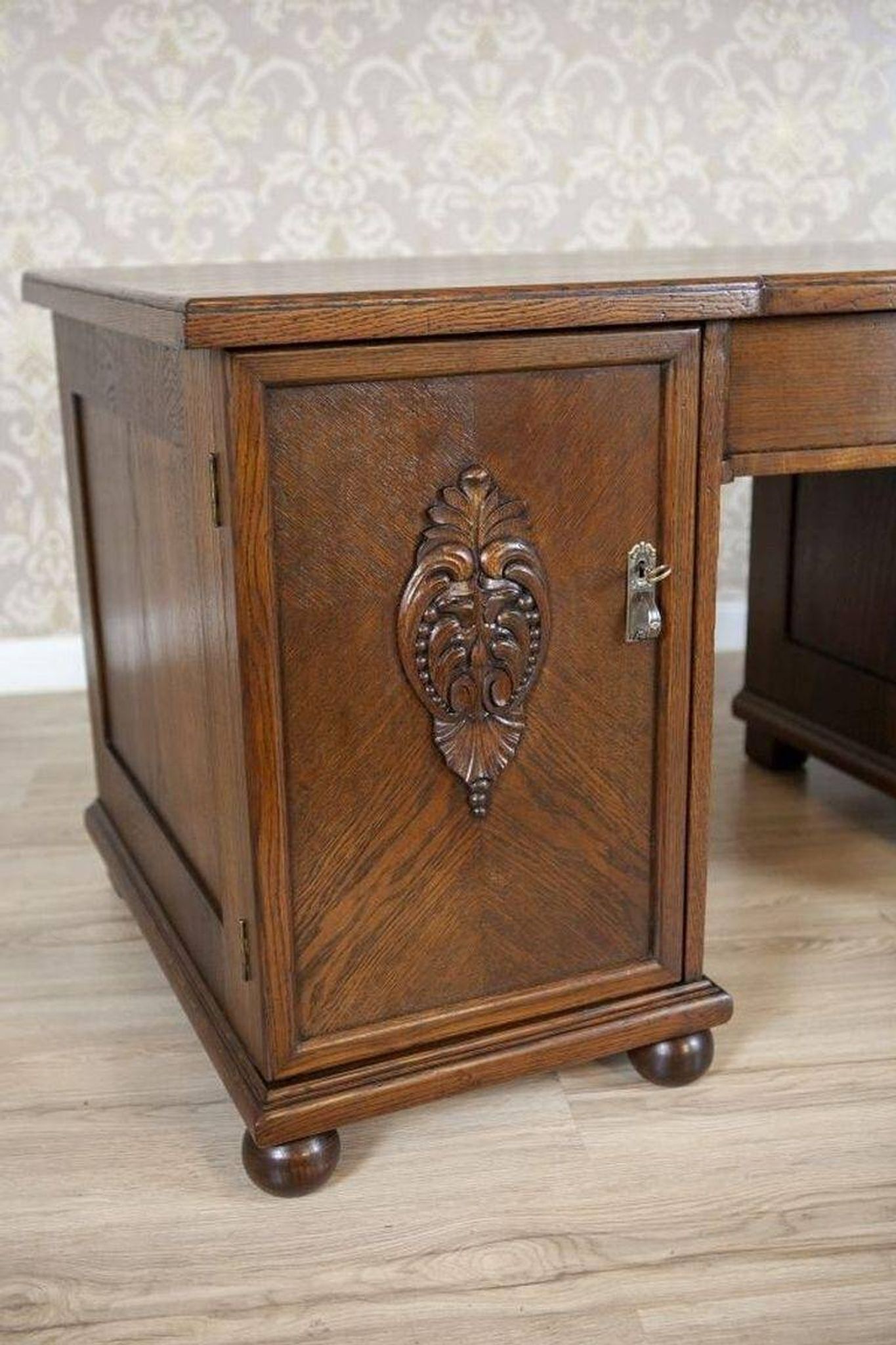 Bureau exécutif en chêne, années 1930