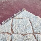 Beni Ouarain rug 300x200 cm – Thick ivory wool, diamond patterns