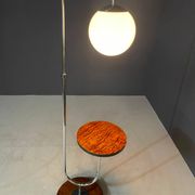Lampe de sol Bauhaus restaurée avec table intégrée par R. Slezák