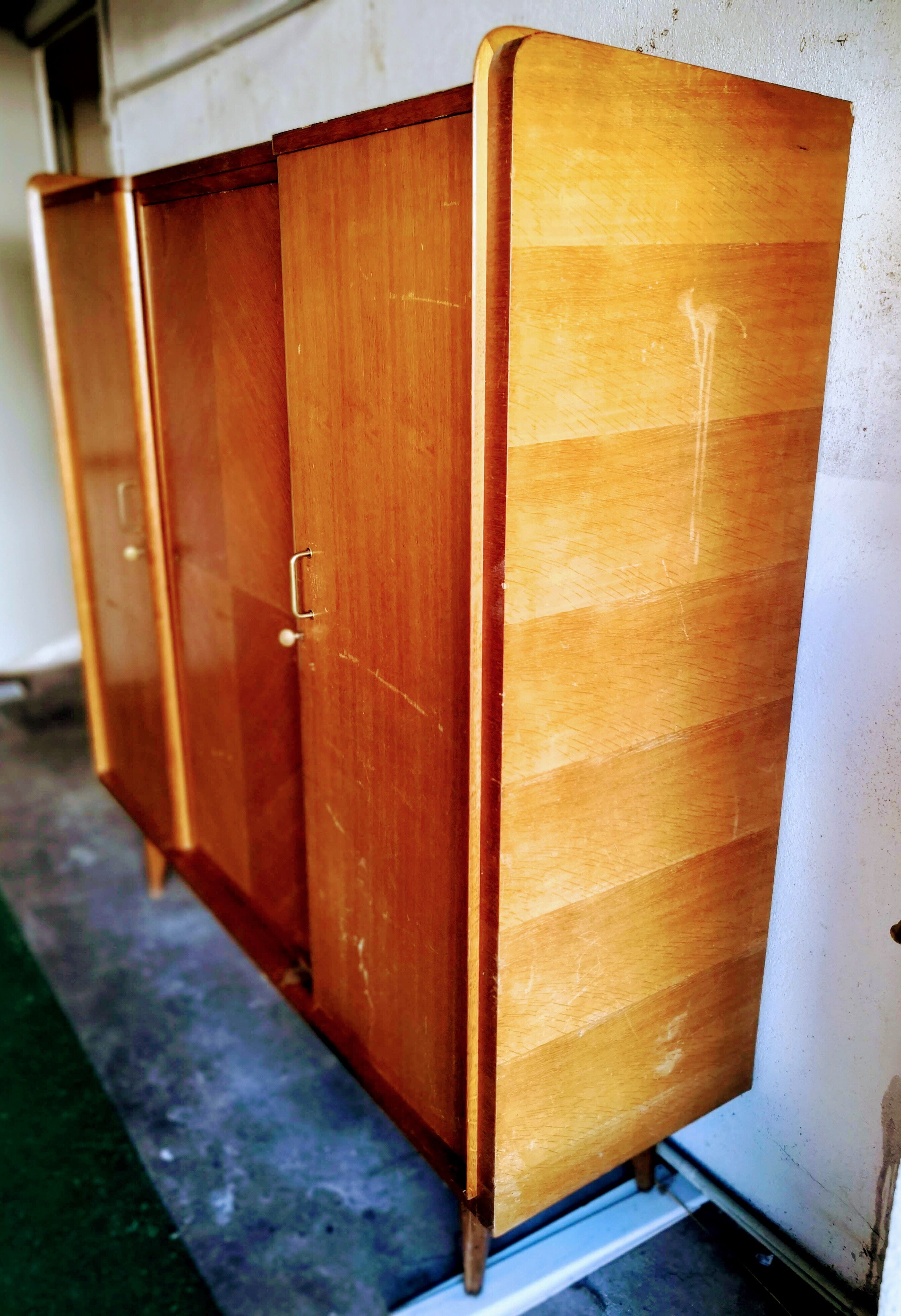 Armoire dressing vintage style scandinave