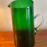Pichet en verre vert