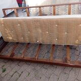 Scandinavian bench