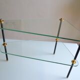 Side table made up of 2 triangular glass shelves