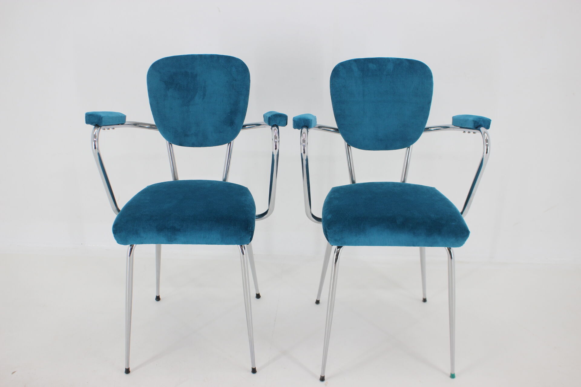1960s Pair of Italian Armchairs in Corduroy