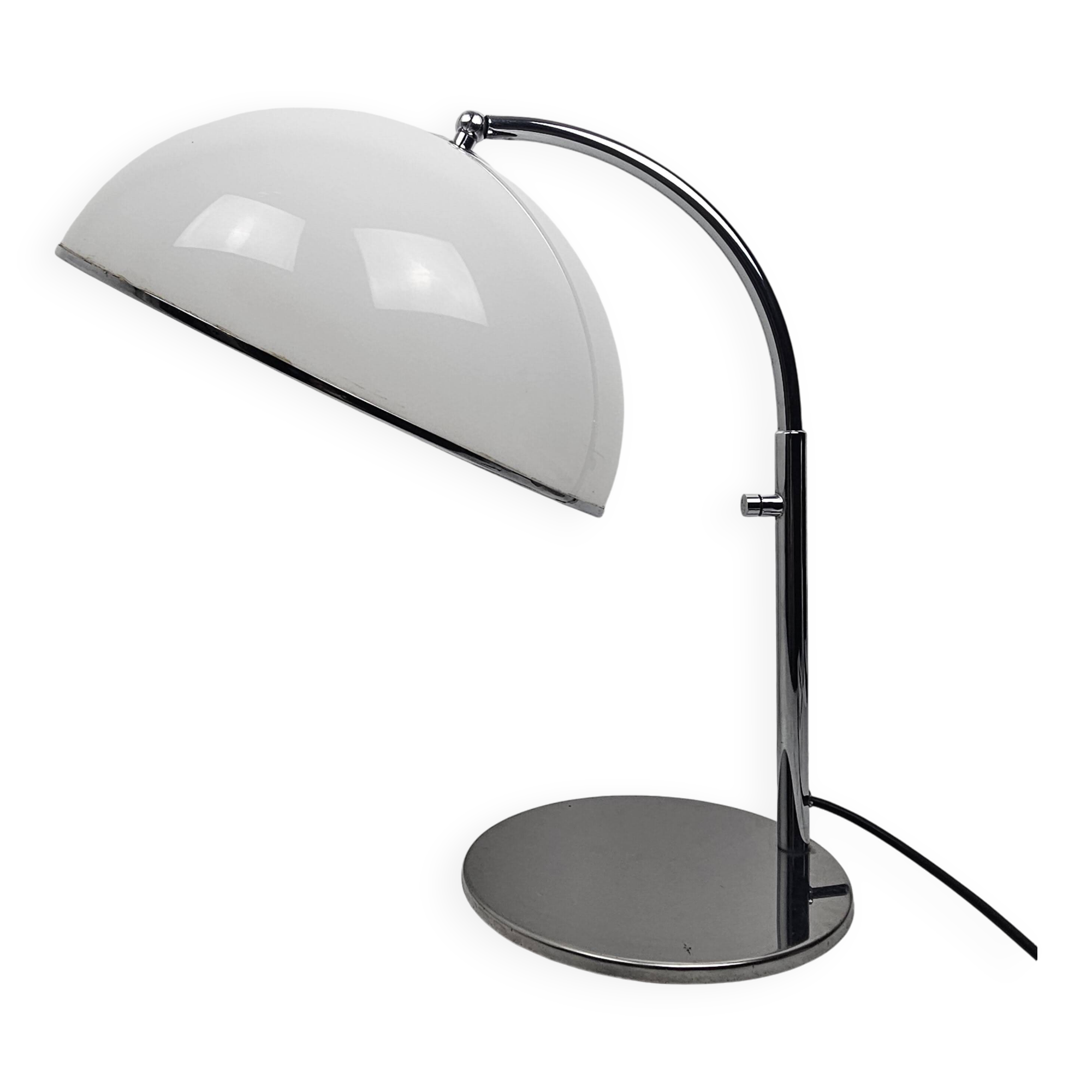 Table Lamp in Chrome And White Acrylic Diffuser, Italy 1970's