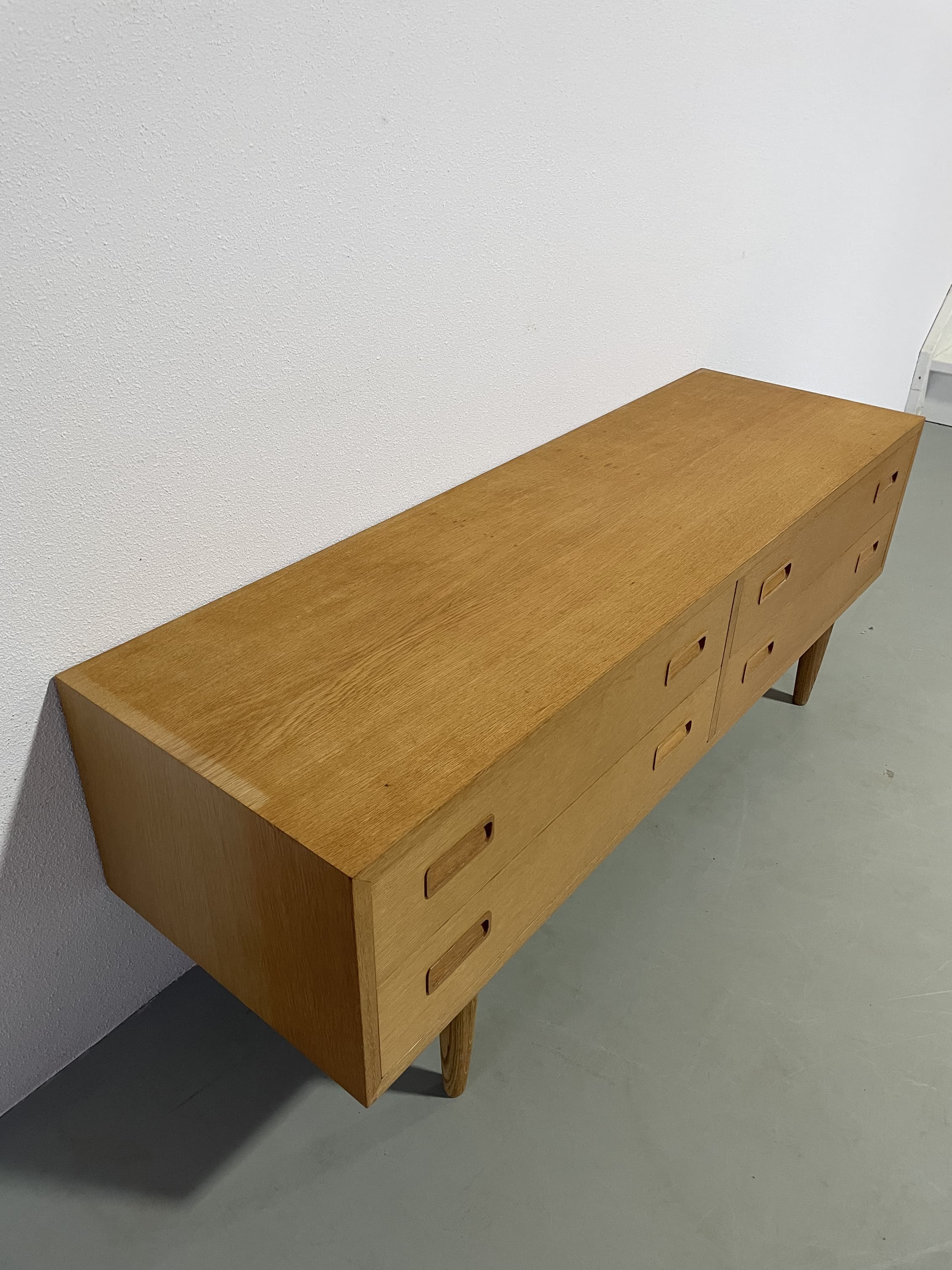 Hundevad double chest of drawers