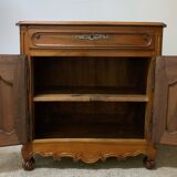 Bahut walnut Louis XV period of the late eighteenth century.