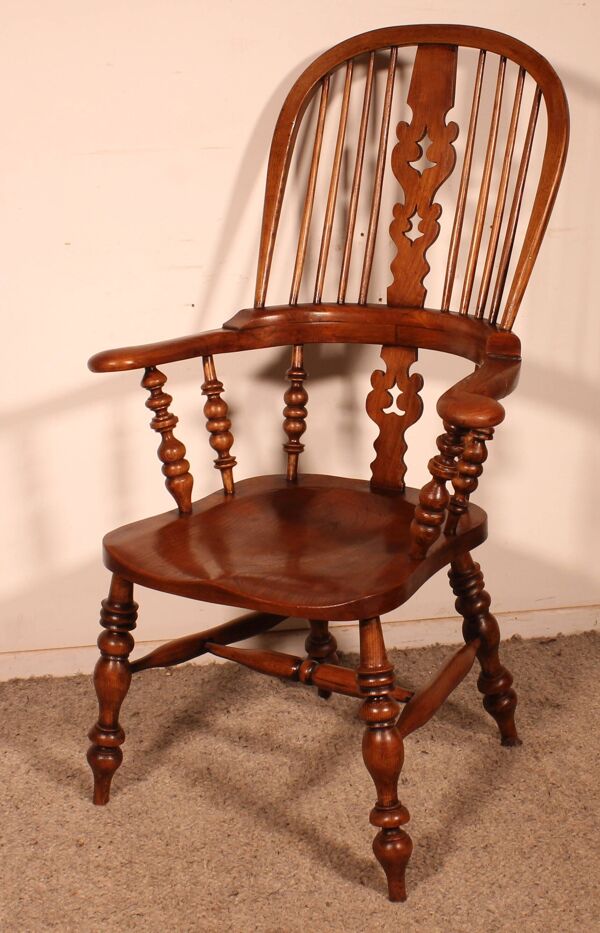 Fauteuil Windsor en chêne du 19° siècle