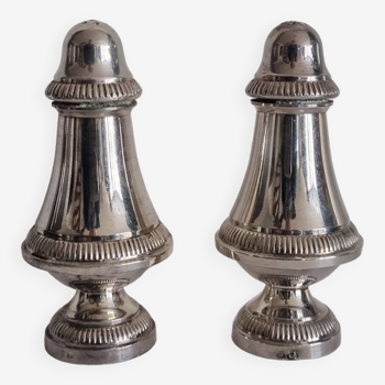 Silver metal salt and pepper shakers