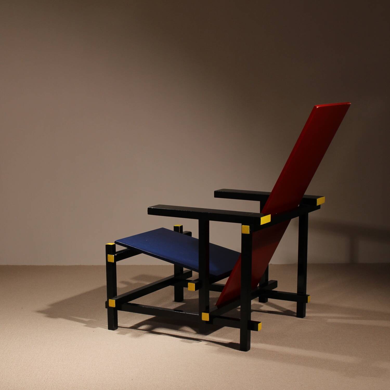 Early ‚Red and Blue‘ Chair by Gerrit Rietveld for Cassina | Italy 1970s