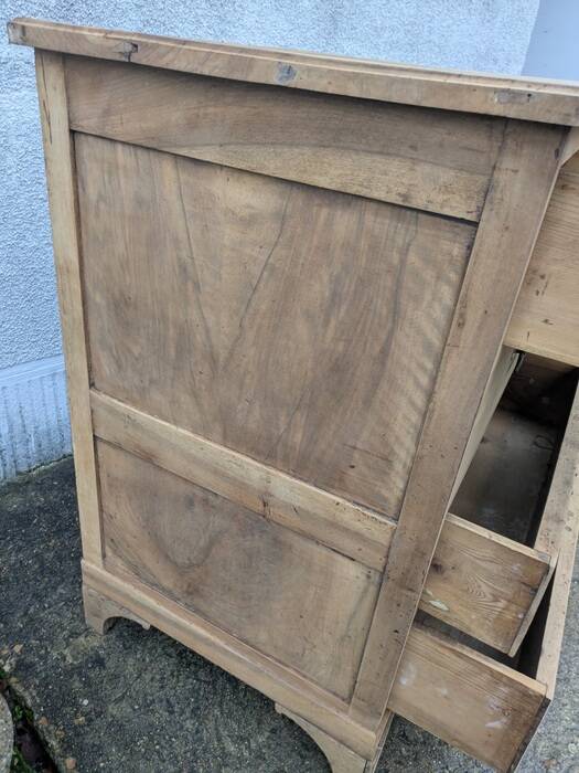 High chest of drawers