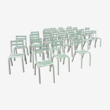 30 chaises vintage de terrasse en métal art-prod