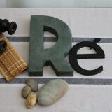 Set of 2 letters of sign