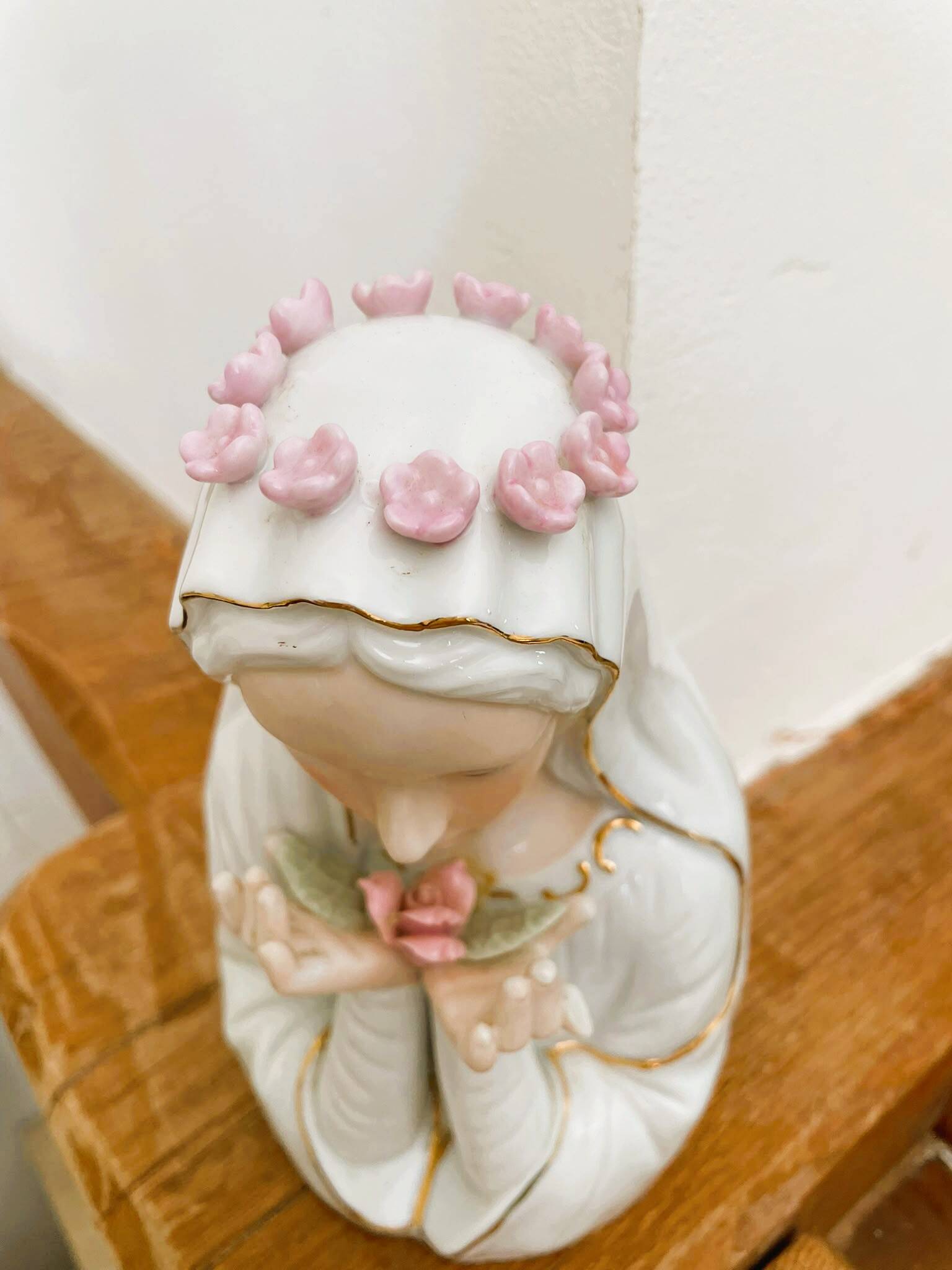Sculpture de la vierge Marie vintage