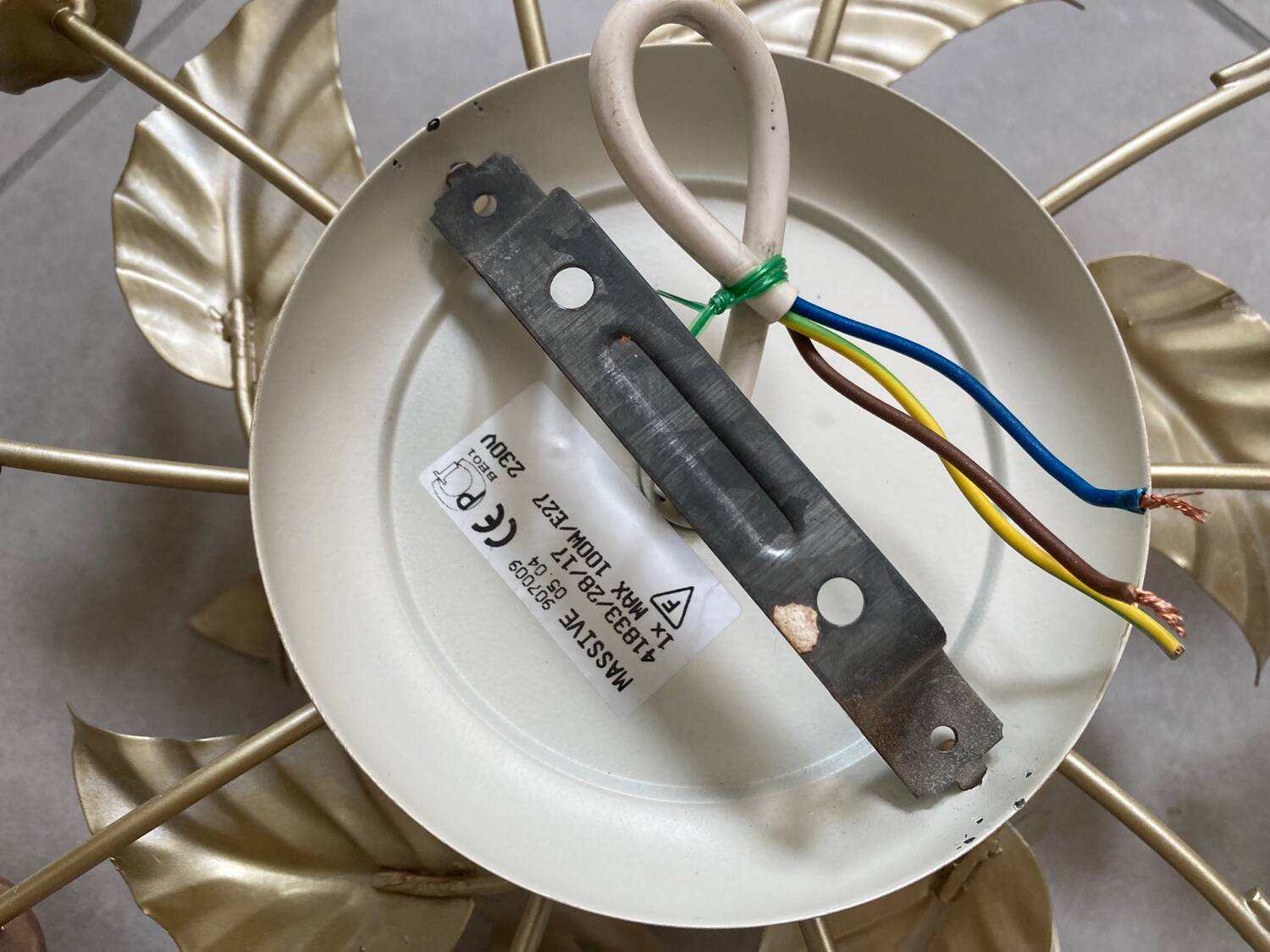 80s gold metal flower wall light