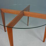 Gio Ponti Coffee Table for Isa Bergamo in oak with Round Cristal Top, 1957