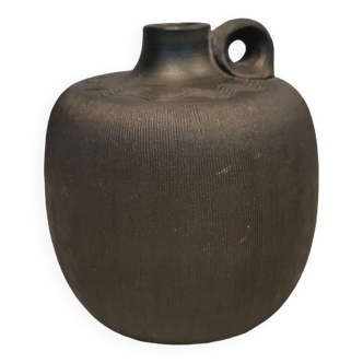 Dagnæs vase/pot in grooved brown clay/stoneware, from Illums Denmark 1970s.