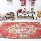 Madallion oriental vintage carpet