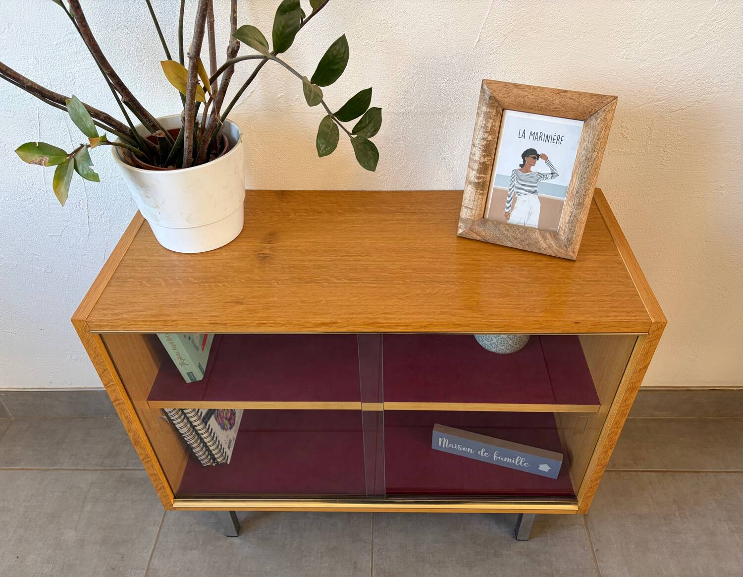 Vintage display cabinet from the 1960s