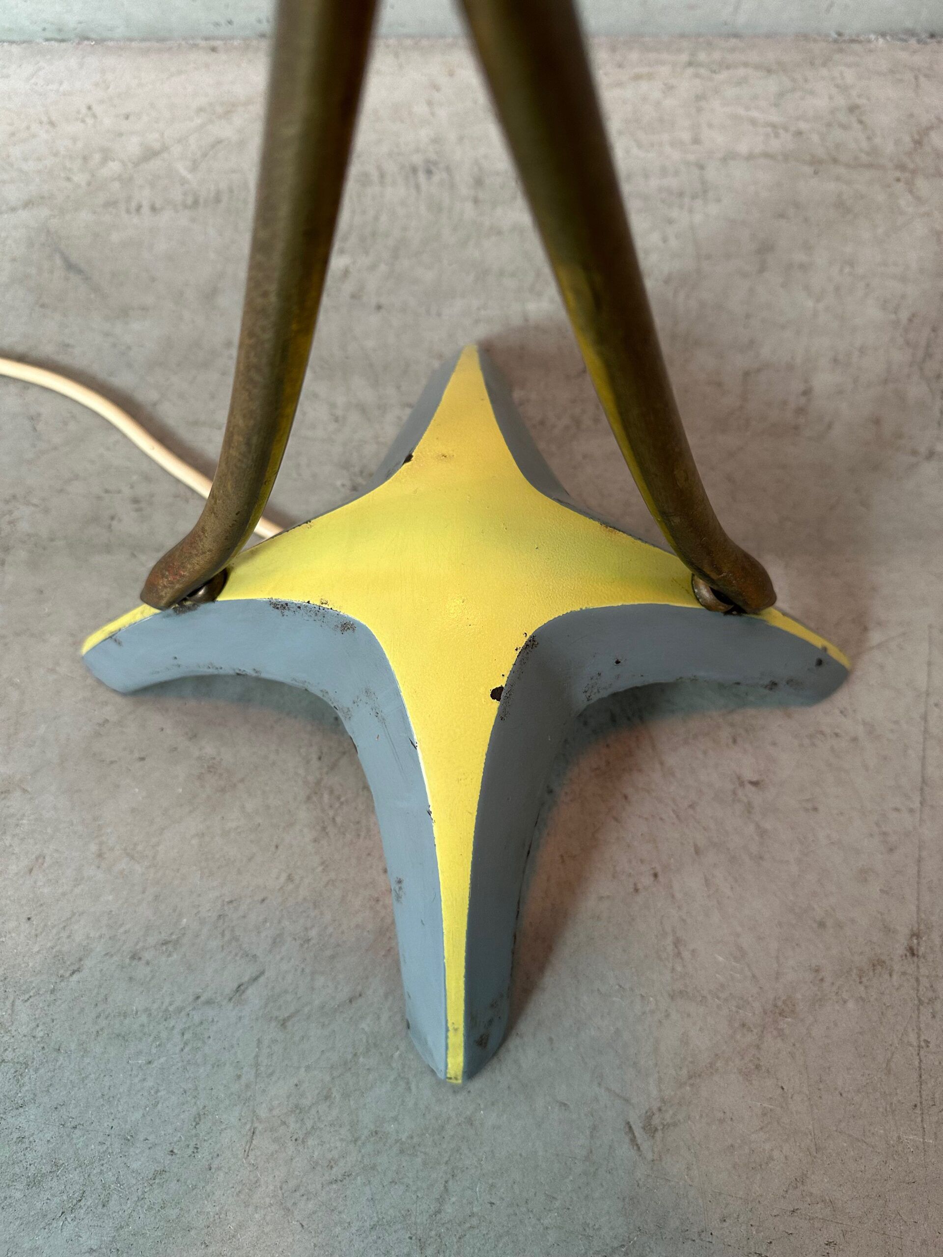 Vintage fiberglass floor lamp – Carl Auböck