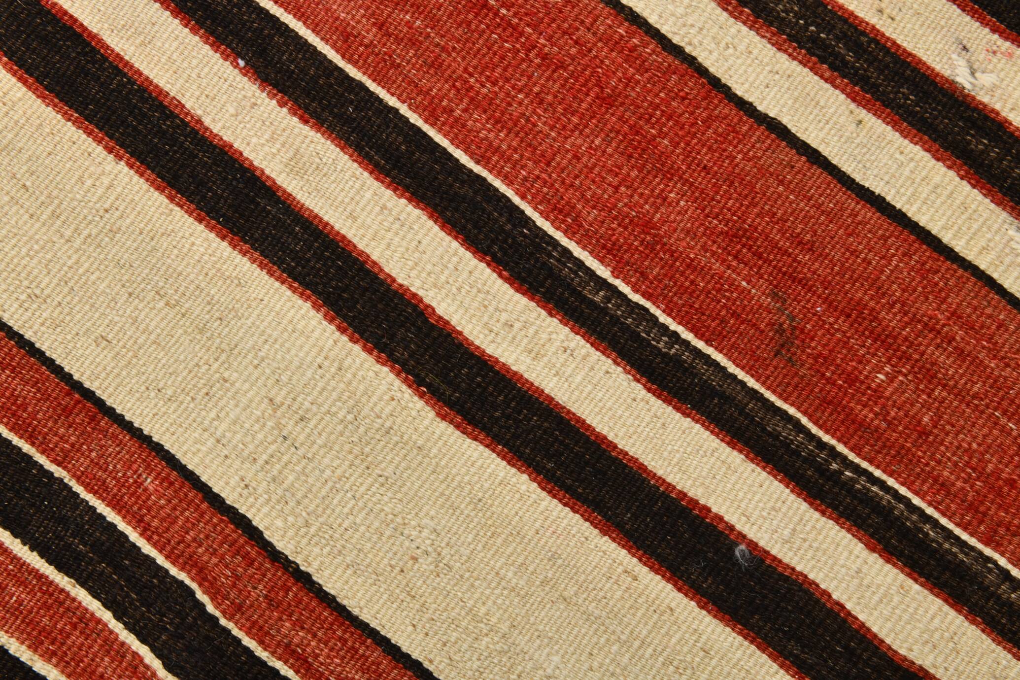 Tapis Kilim vintage fait main, petit format, 101 x 195 cm