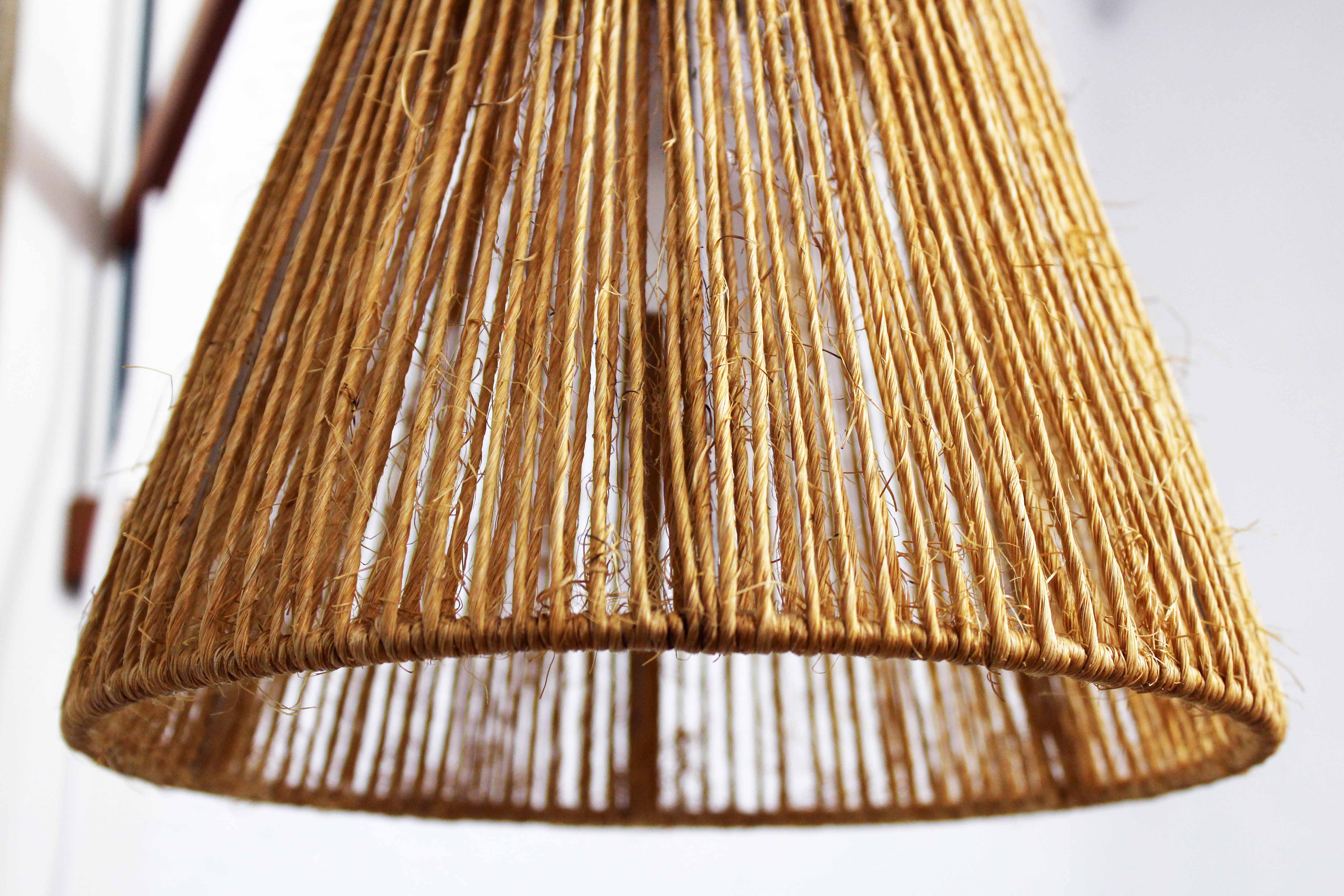 Scandinavian teak and rope stem