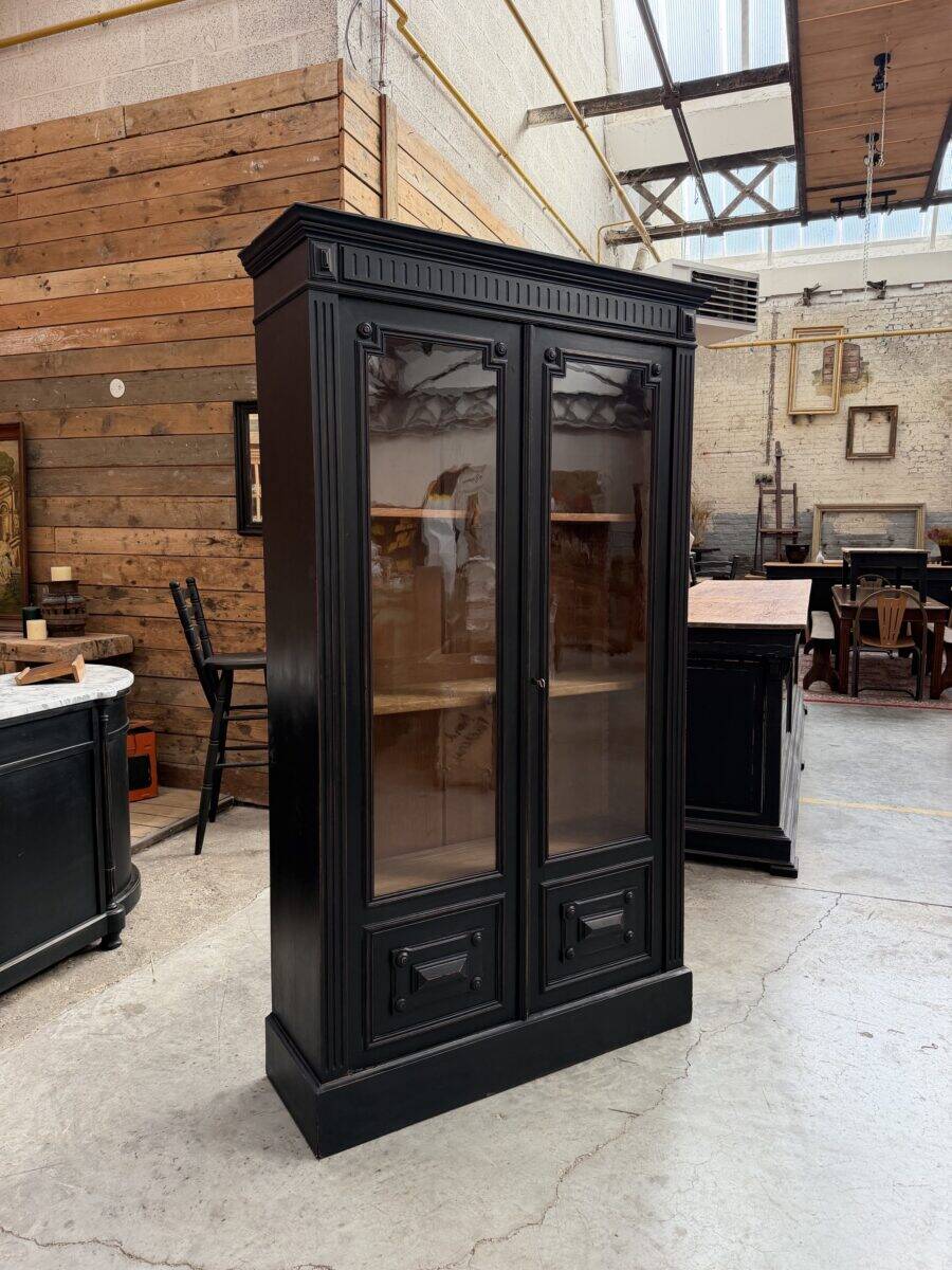 Napoleon III display cabinet