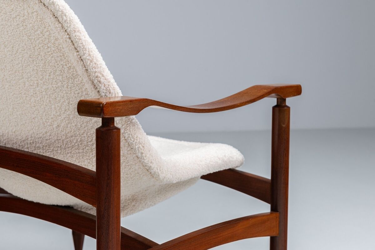 Pair of “Tiki” lounge chairs in teak and bouclé Busnelli Italy 1960