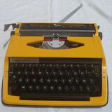 Nogamatic 400 typewriter