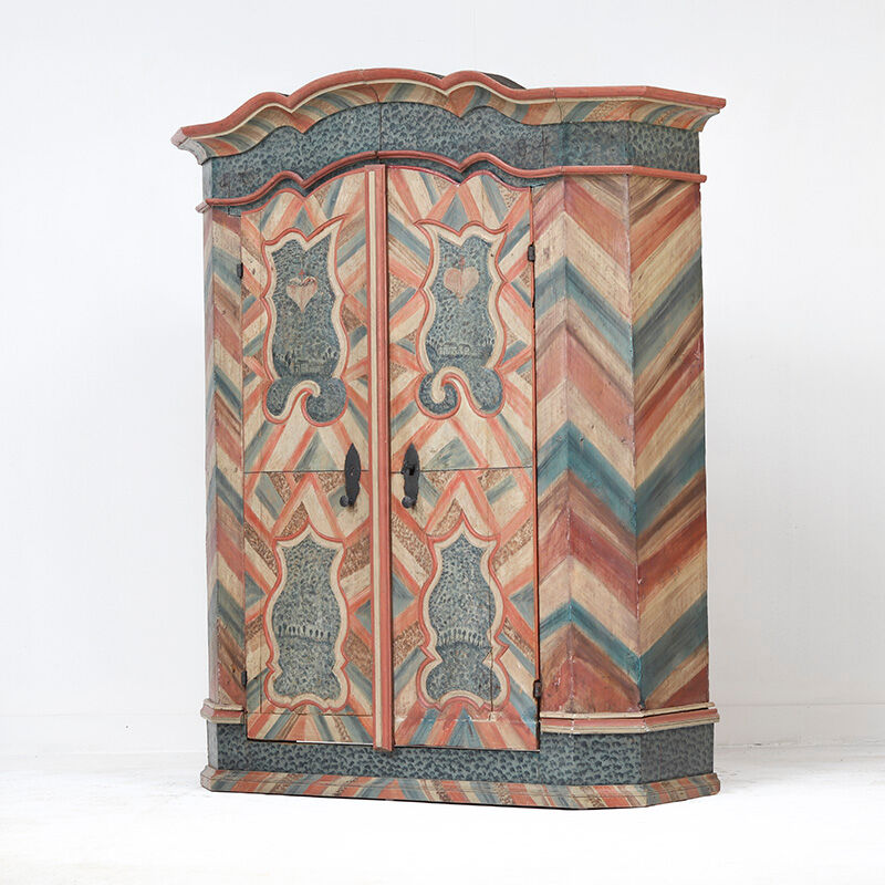 Armoire de mariage peinte en art populaire rustique exceptionnel de 1784