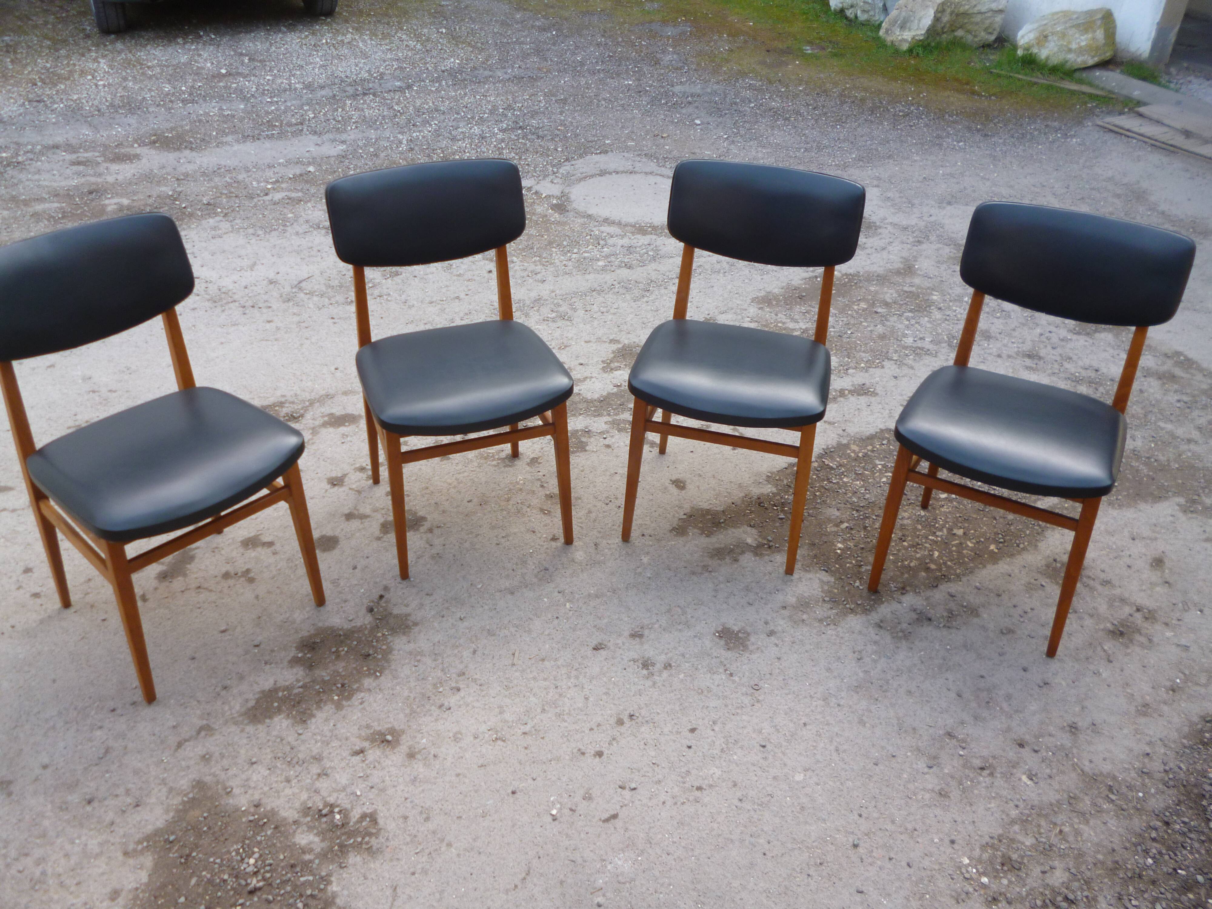4 scandinavian chairs
