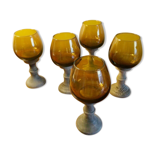 Lot de 5 verres à pied en bois et en verre ambré vintage