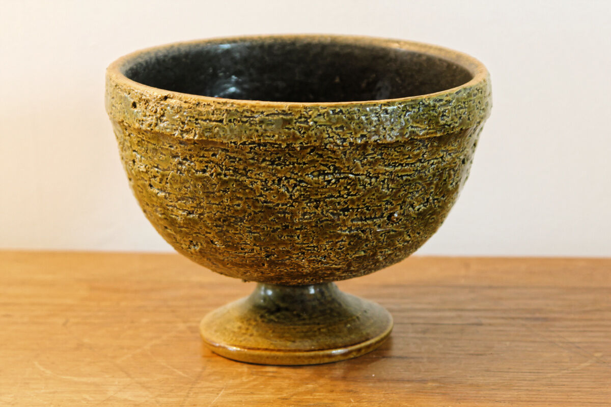 Sandstone bowl on pedestal