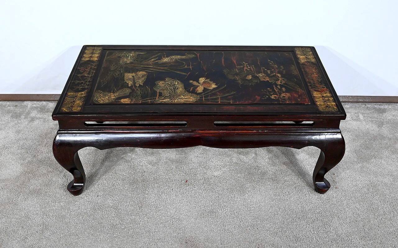 Lacquered Wooden Coffee Table, China – 1960
