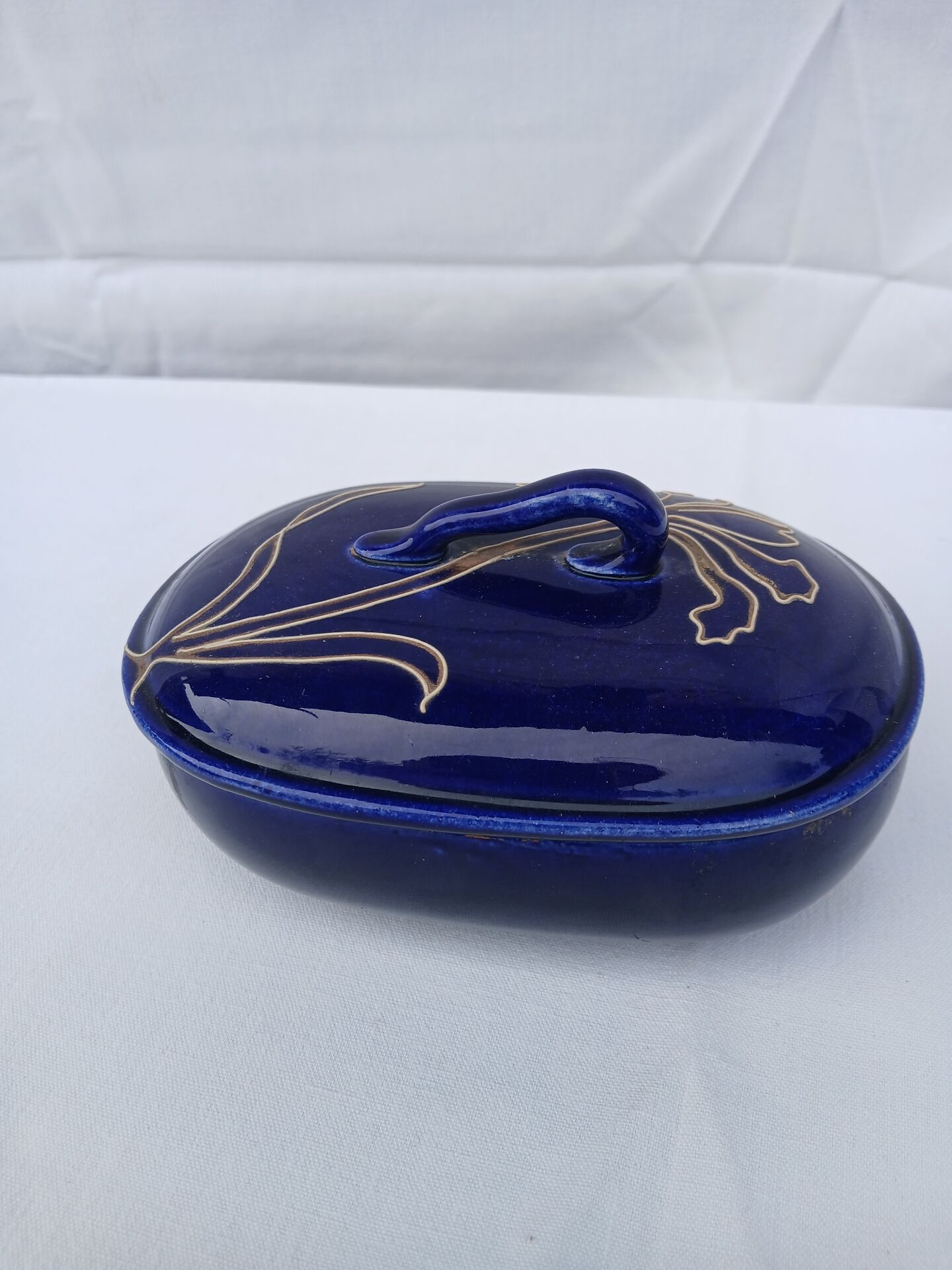 Vintage Art Deco ceramic sweet jar