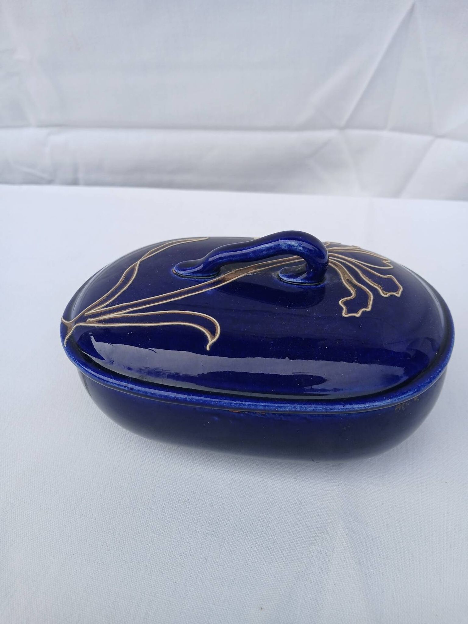 Vintage Art Deco ceramic sweet jar