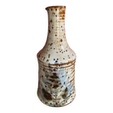 Vase berçeuse en grès signé