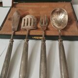 Dessert cutlery set