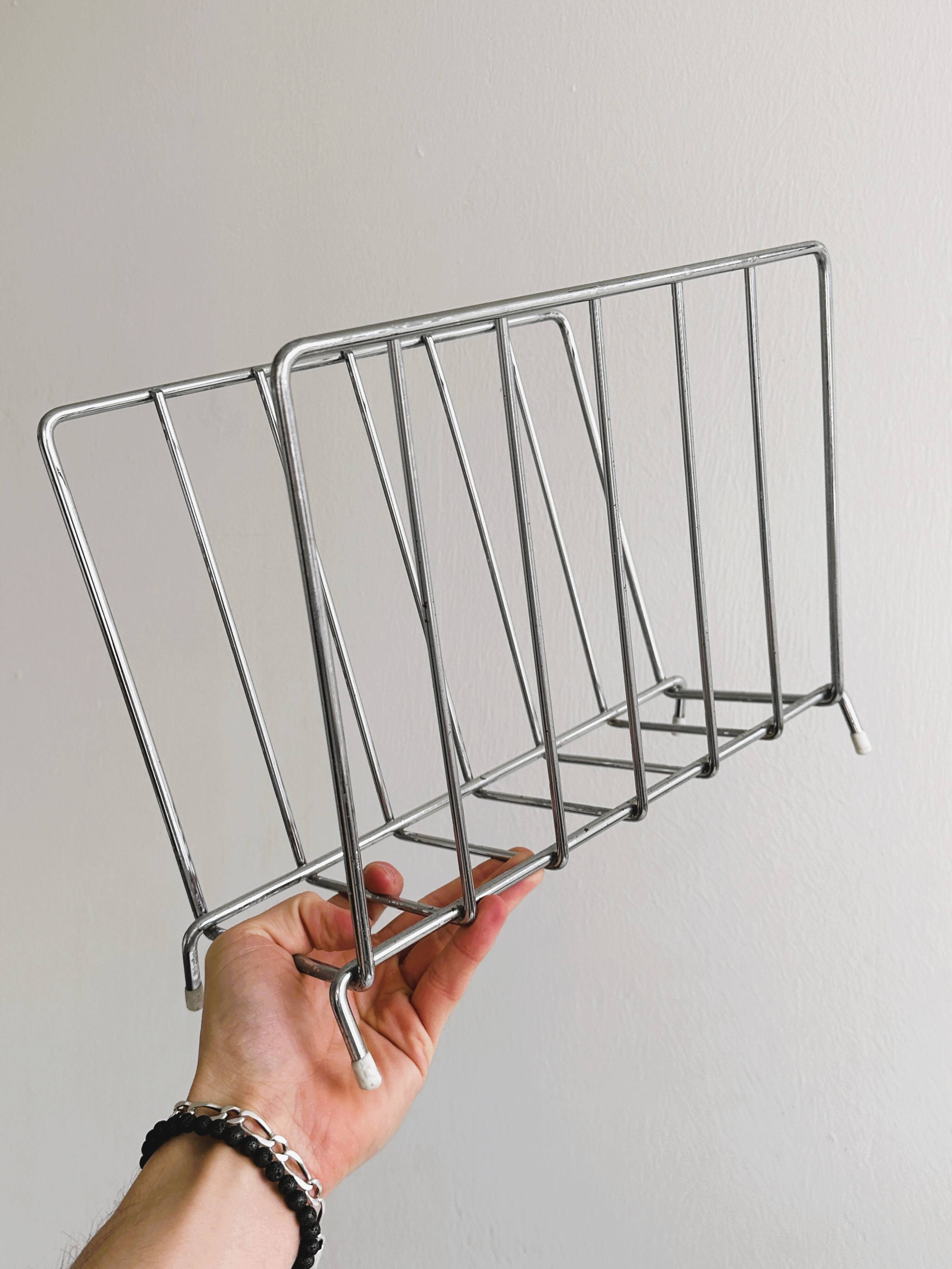 Silver metal bookend