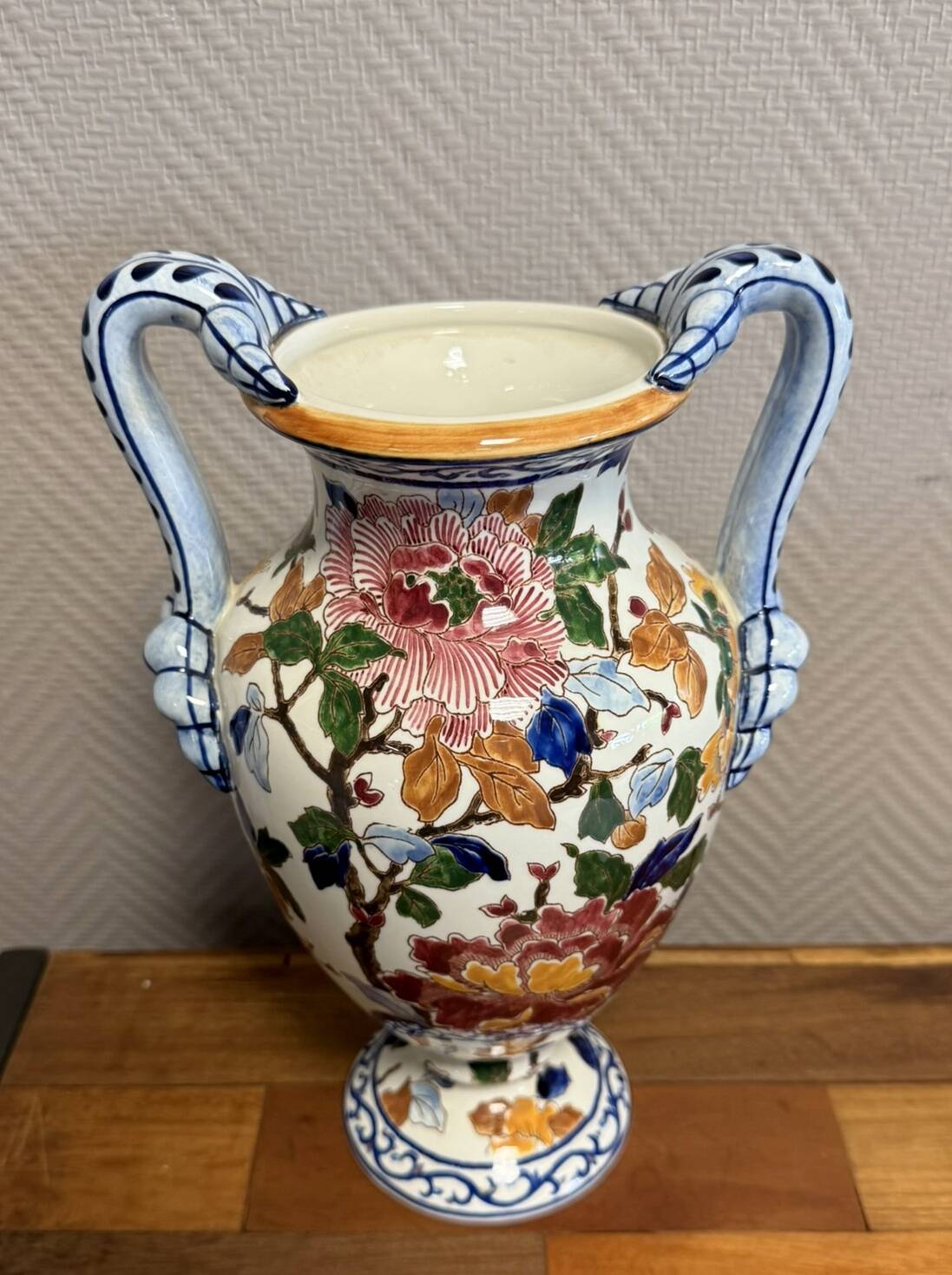 Gien: Important earthenware vase with peony decoration