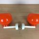 Paire d'appliques globes orange années 70