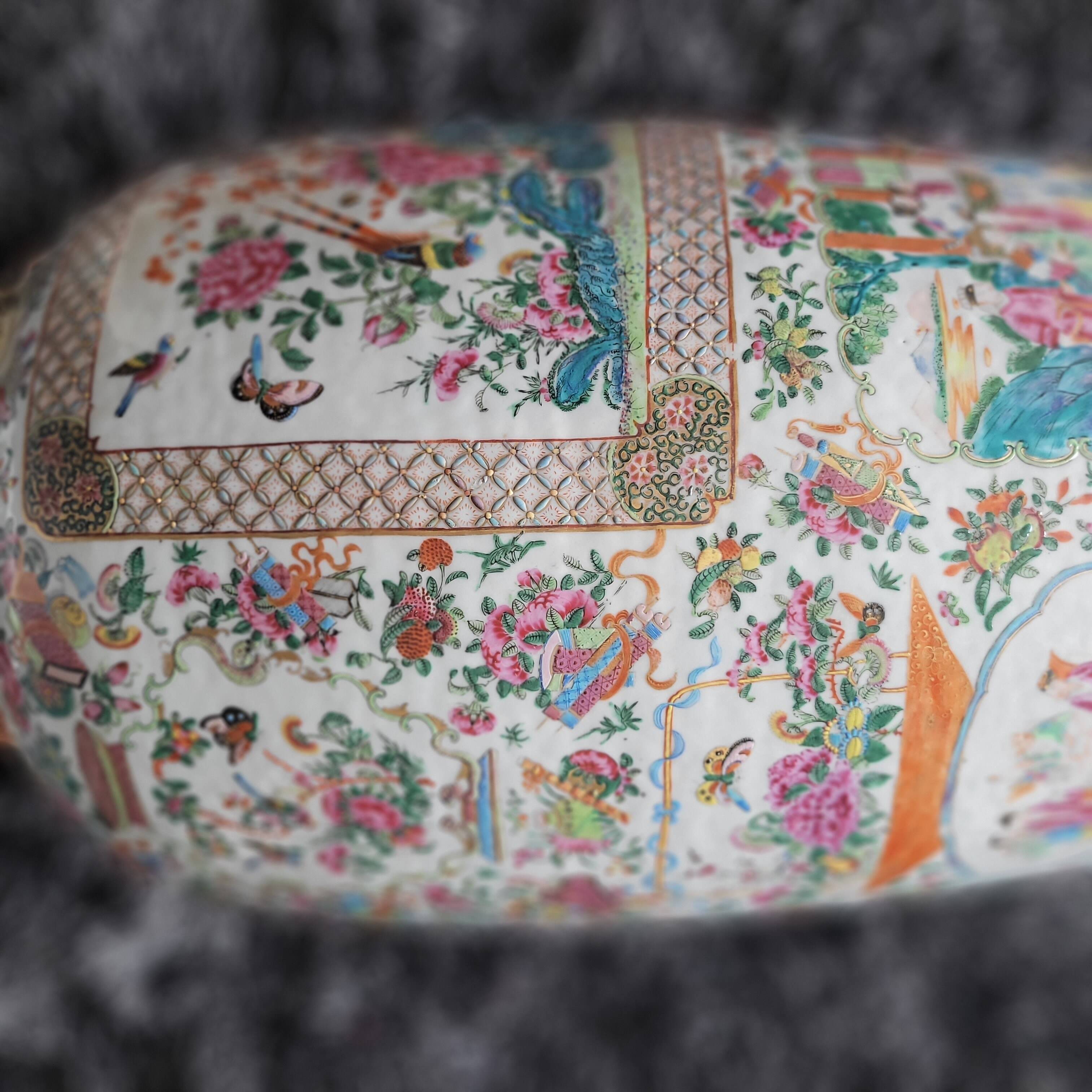 Very large Chinese vase (92 centimeters)